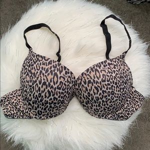 VS PINK Cheetah Print Bra